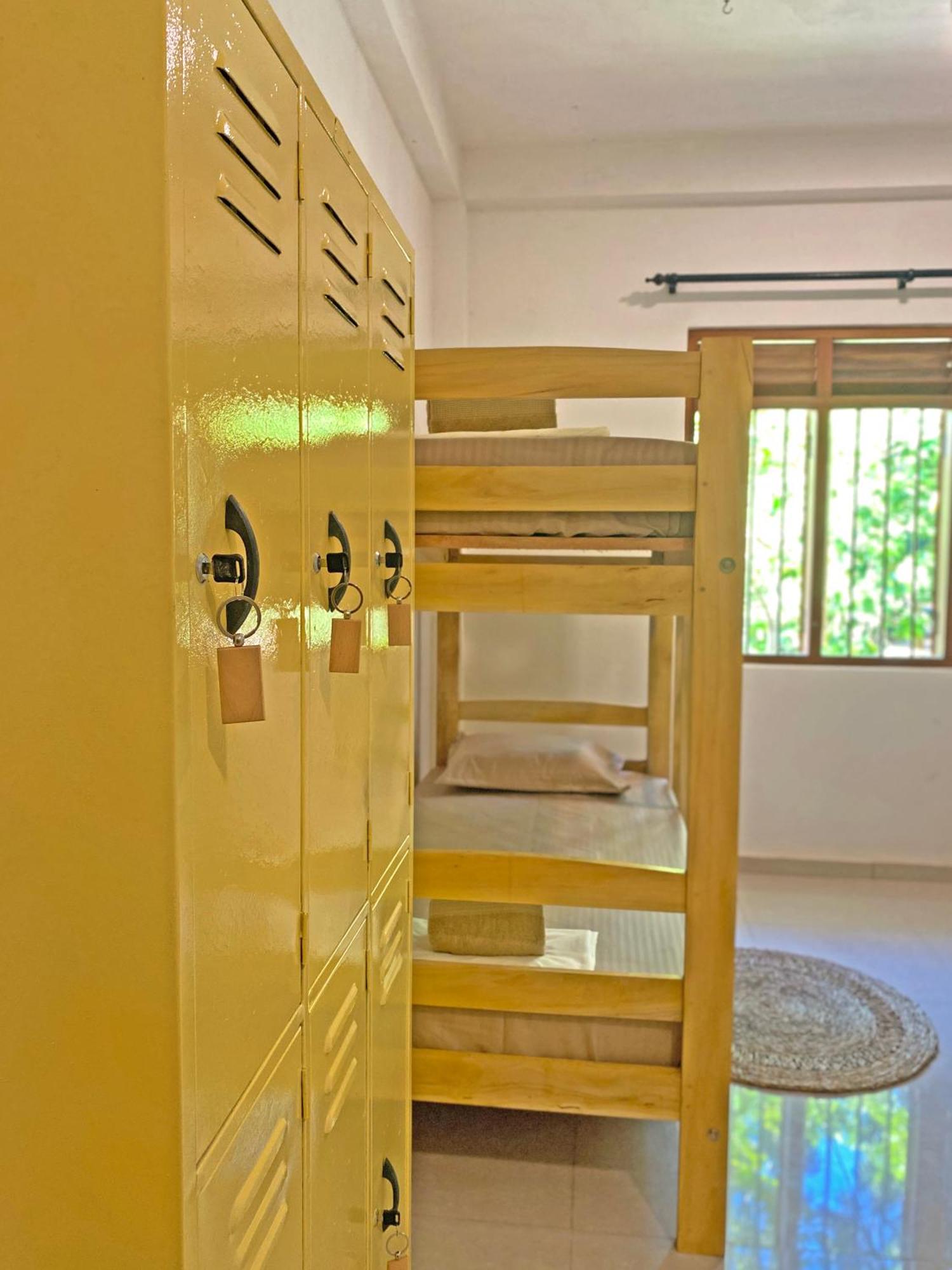 Makai Surf House Ξενοδοχείο Ahangama Εξωτερικό φωτογραφία